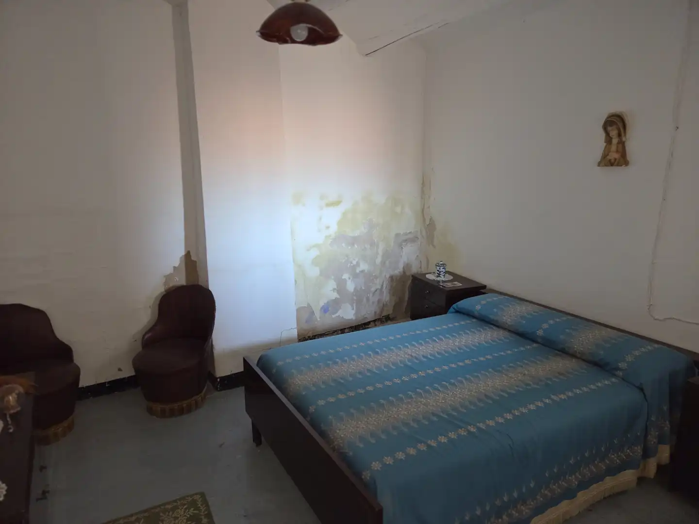 Dormitori de Casa o xalet en venda en Alfambra amb Terrassa i Moblat