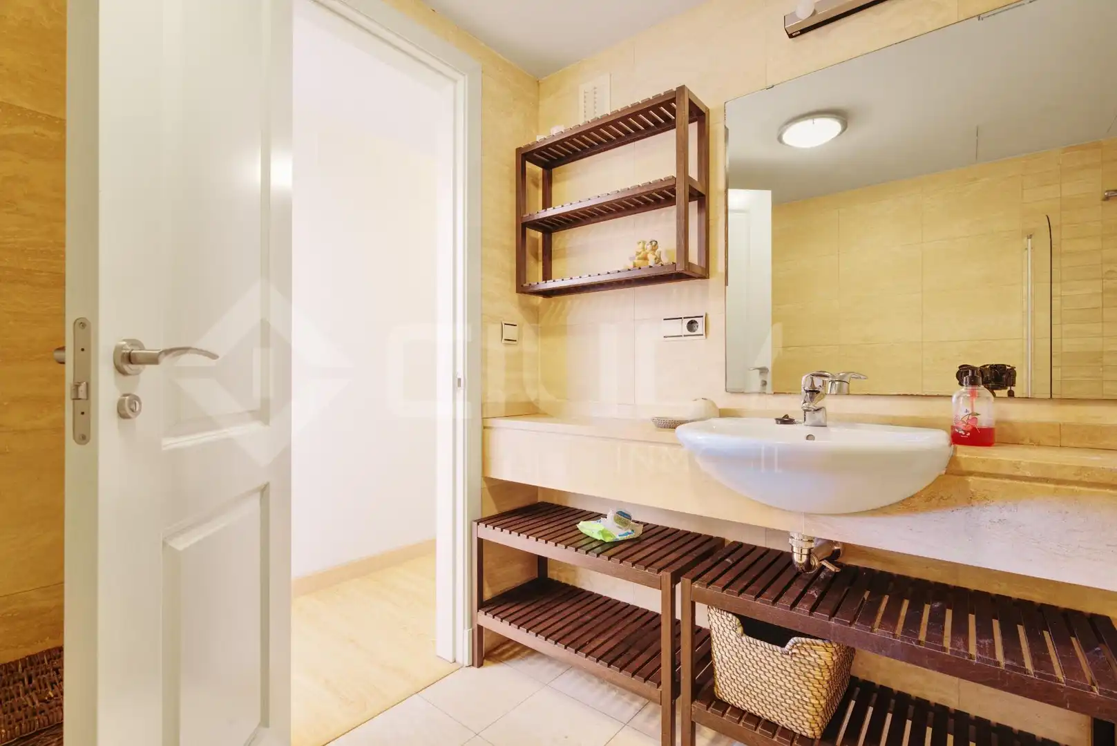 Baño de Apartamento en venta en San Juan de Aznalfarache con Aire acondicionado, Jardín privado y Terraza