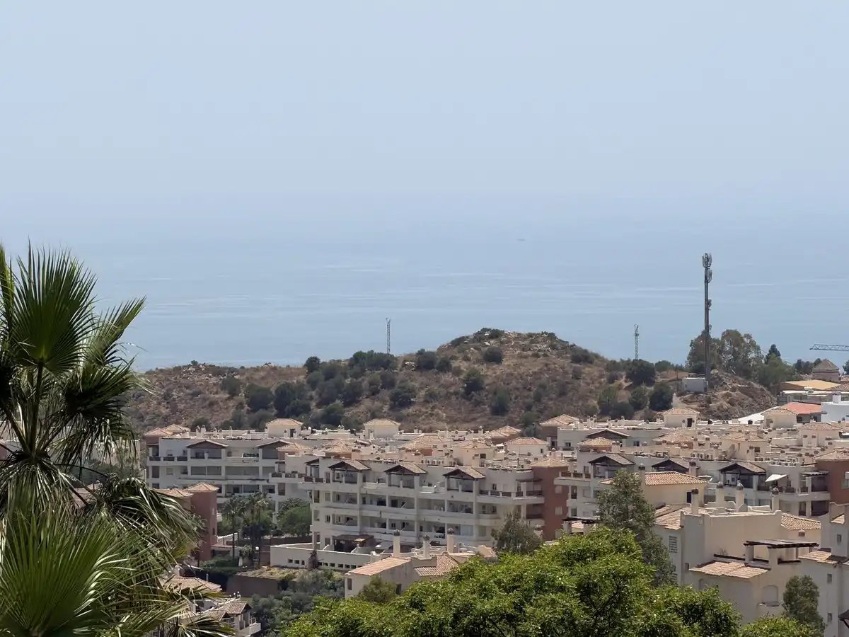 Casa con piscina en venta en Benalmádena pueblo