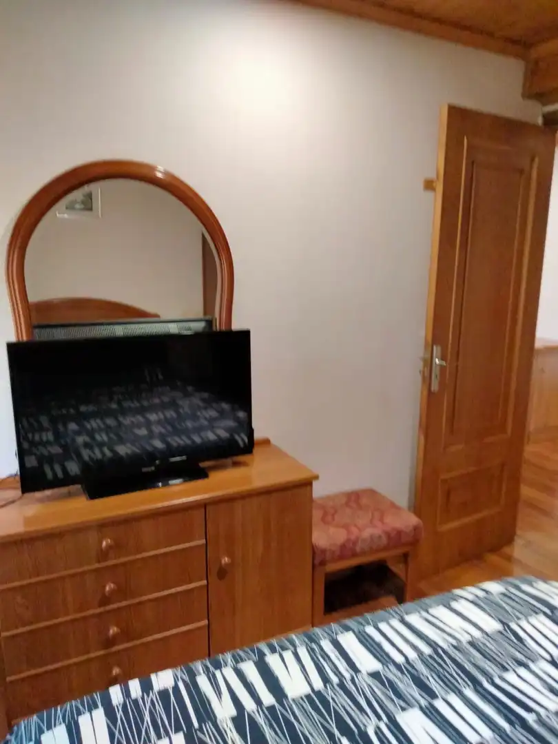 Dormitori de Casa o xalet en venda en Becerreá amb Moblat
