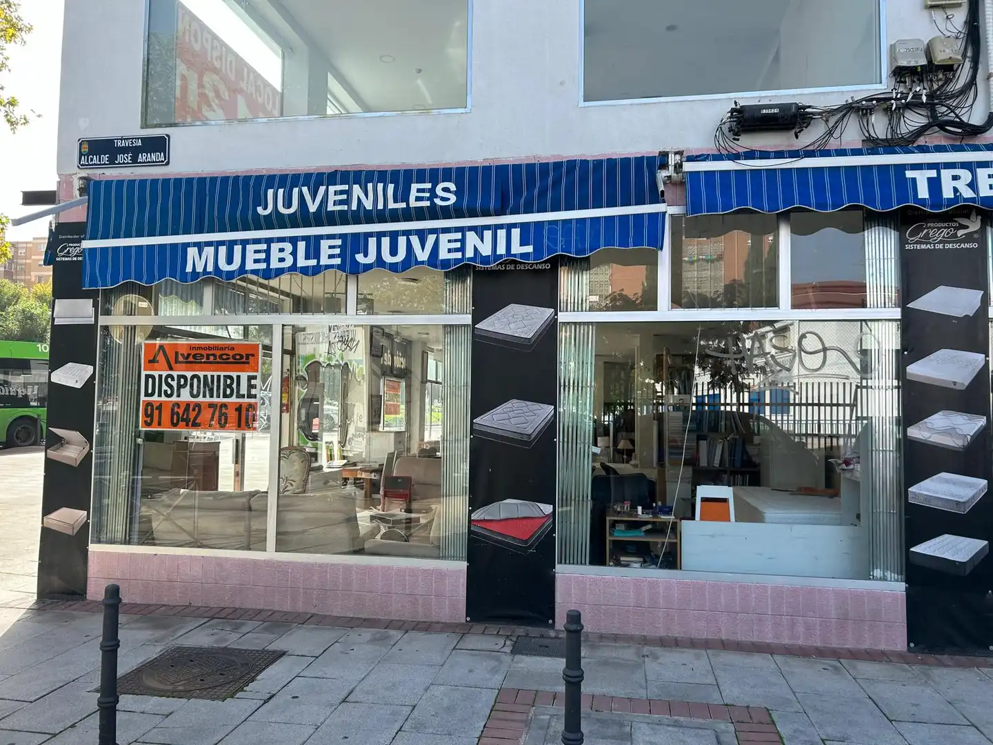 Local comercial en venda a Calle Sierra de Albarracín 21, imagen 3