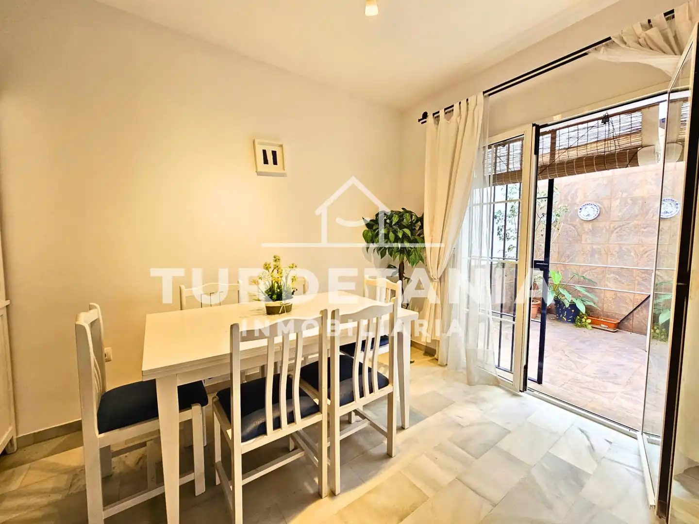 Ground floor for sale in V Centenario - Piletas - Capuchinos