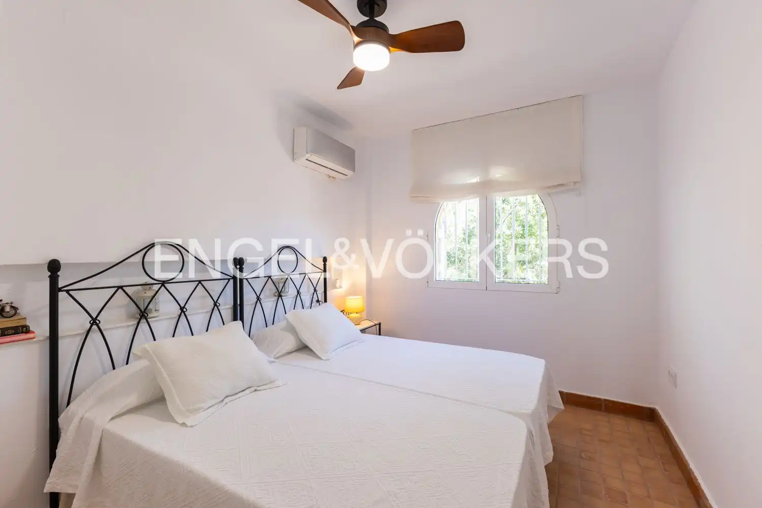 Bedroom of Houses for rent in Riba-roja de Túria  with Air Conditioner, Heating and Private garden