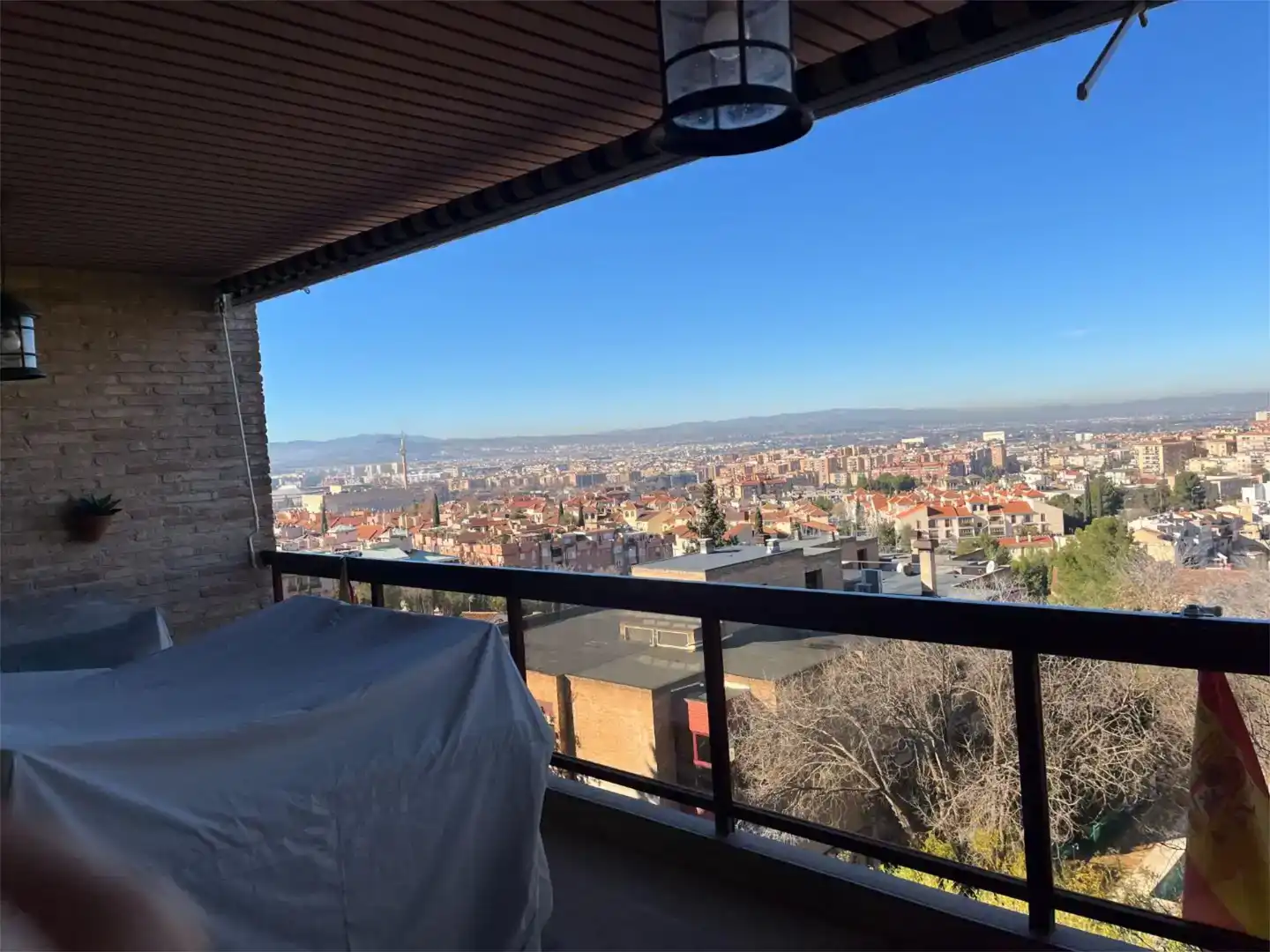 Terrassa de Pis en venda en  Granada Capital amb Aire condicionat, Piscina i Balcó