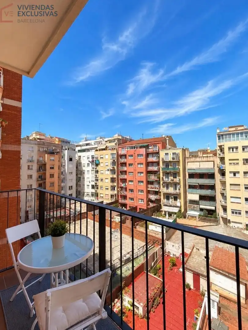 Flat with terrace for sale in Avenida de Roma, imagen 6