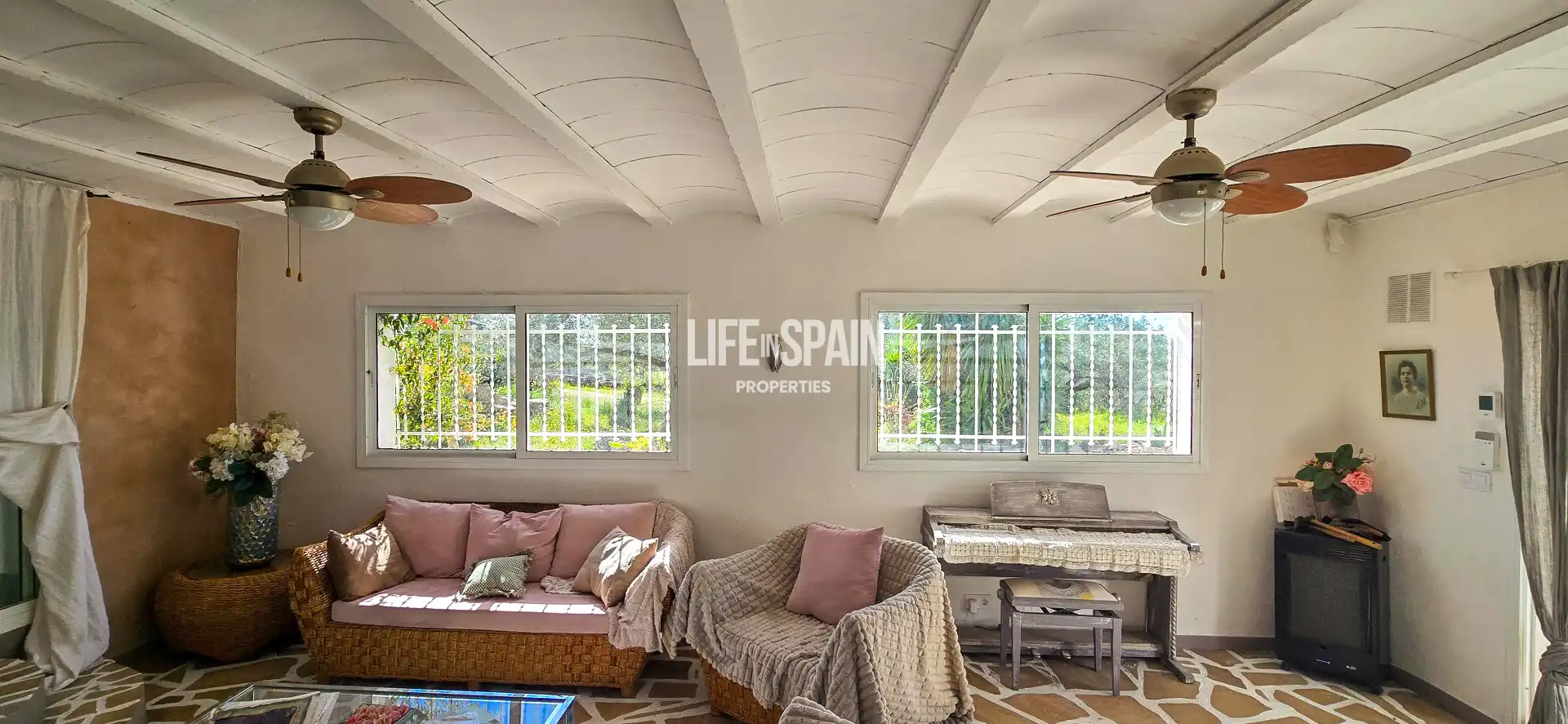 Country house with pool for sale in Camarles, imagen 16
