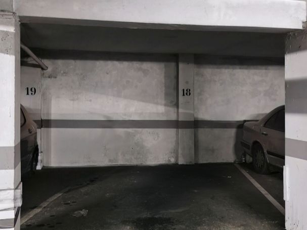 Garage to rent in Carrer Cardenal Cisneros, 49, Corea