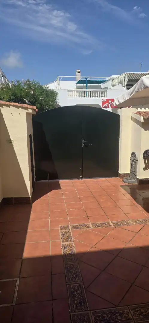 Maison mitoyenne avec terrasse à vendre à Calle Camaleón, imagen 2