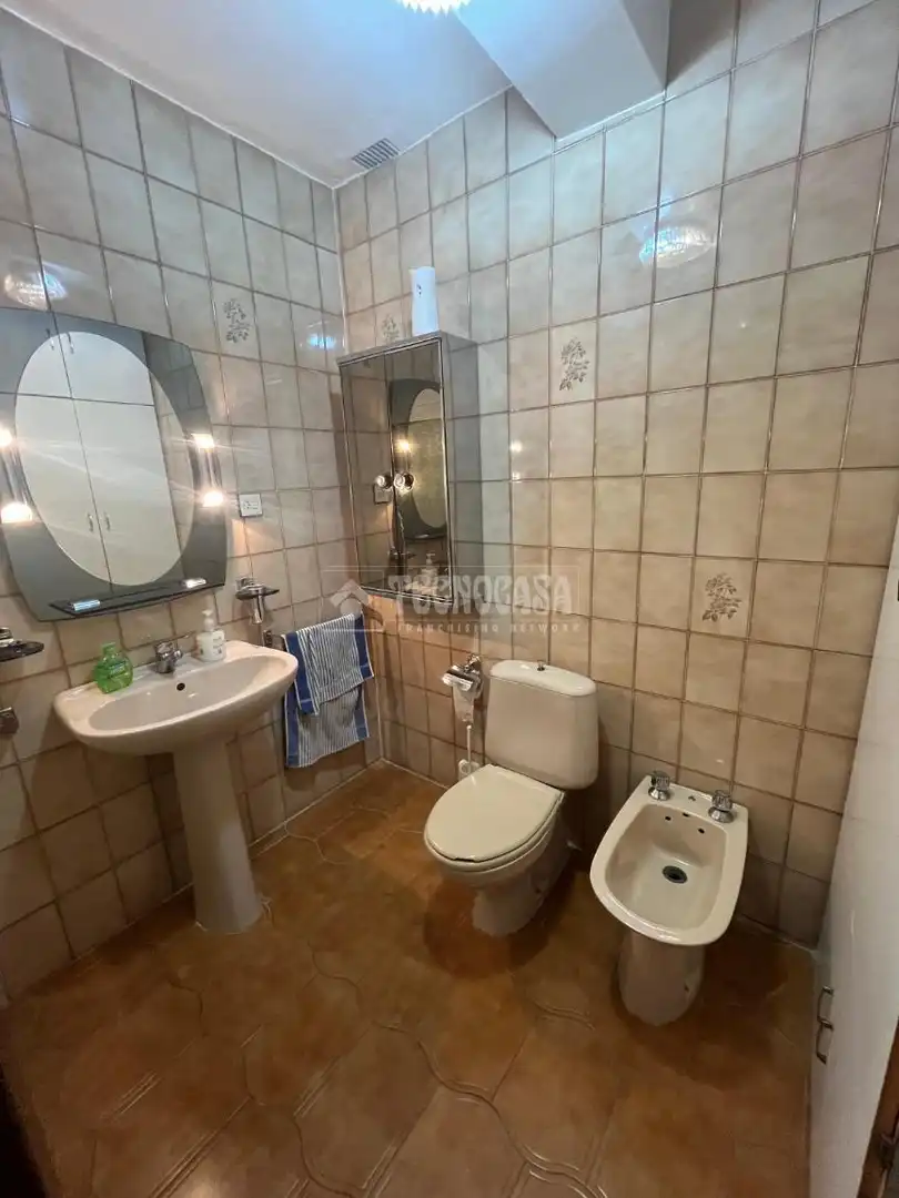 Baño de Piso en venta en Zaragoza con Calefacción y Balcón