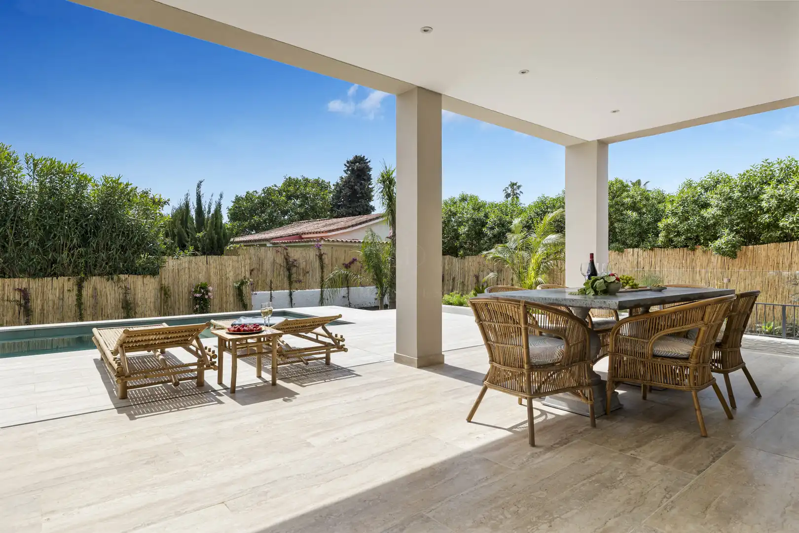 Terrassa de Casa o xalet en venda en Marbella amb Aire condicionat, Jardí privat i Terrassa