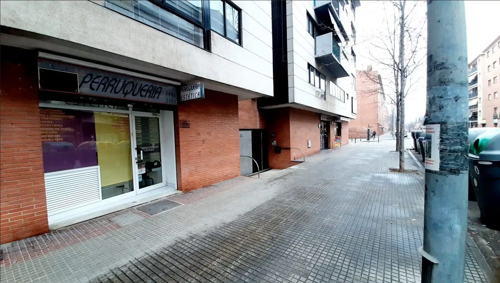 Vista exterior de Local de lloguer en Mollet del Vallès amb Aire condicionat i Moblat