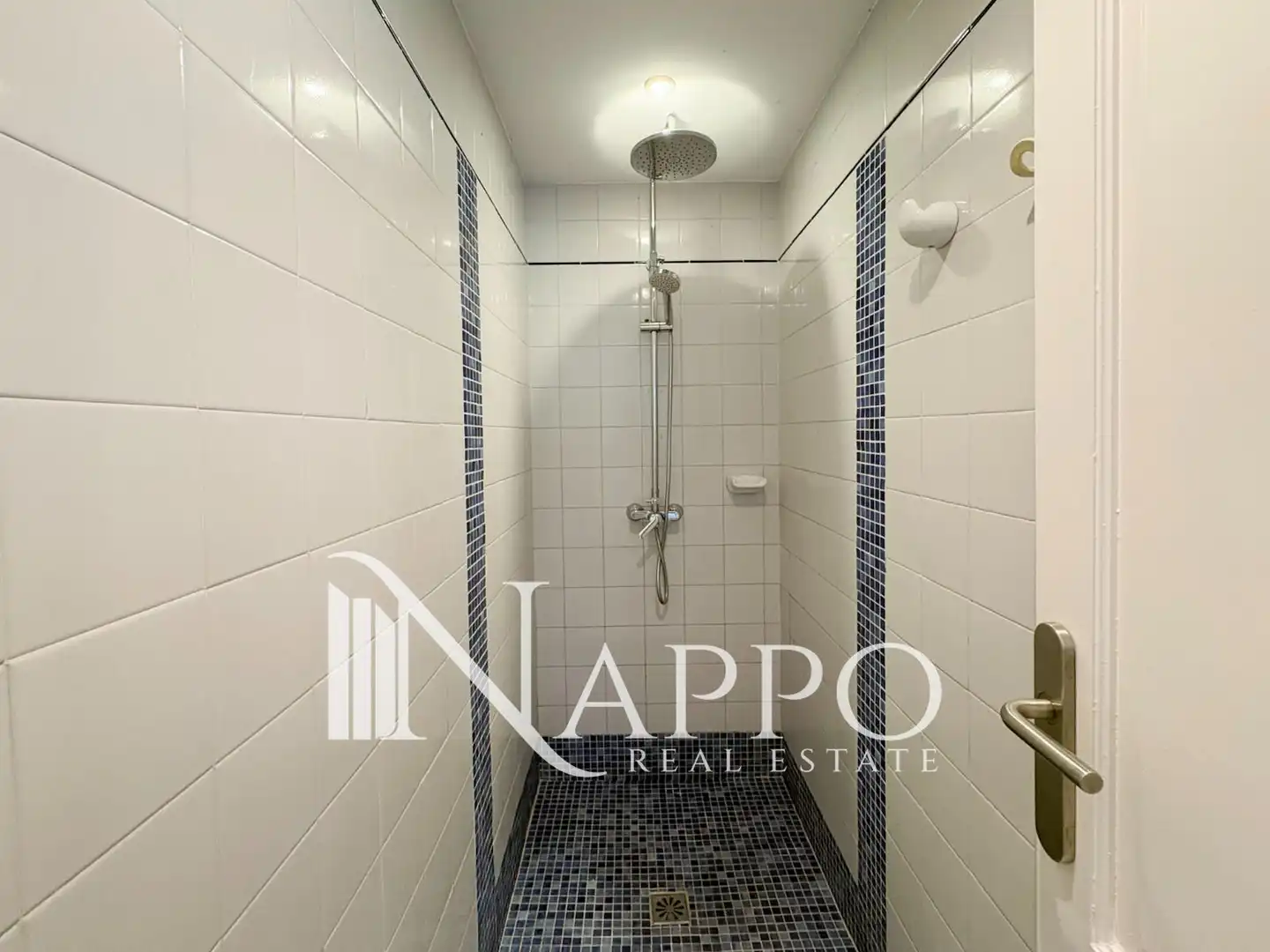 Badezimmer von Wohnung zur Miete in Calvià mit Klimaanlage, Heizung und Terrasse