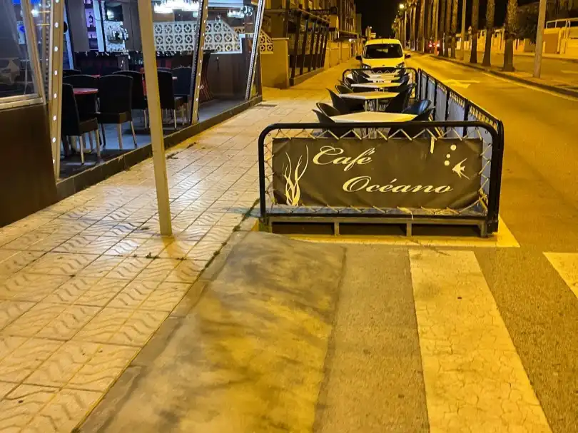 Local comercial en traspaso en Av Ronda 38, imagen 12