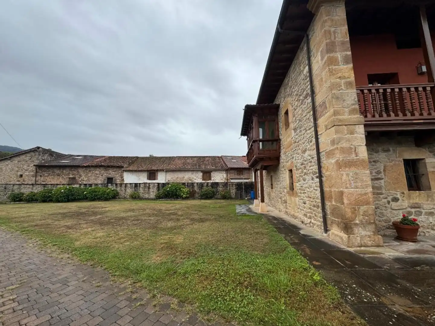 Vista exterior de Casa o chalet en venta en Molledo con Calefacción, Jardín privado y Terraza