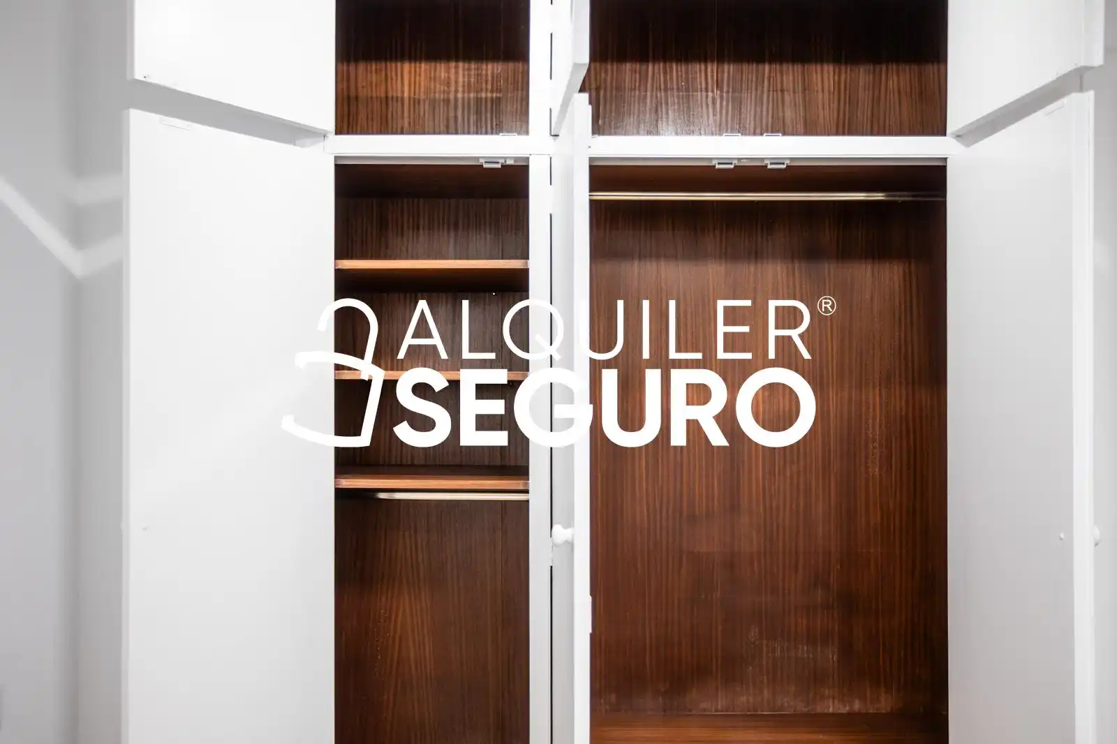 Flat for rent in Carpio, Santo Domingo - El Campillín