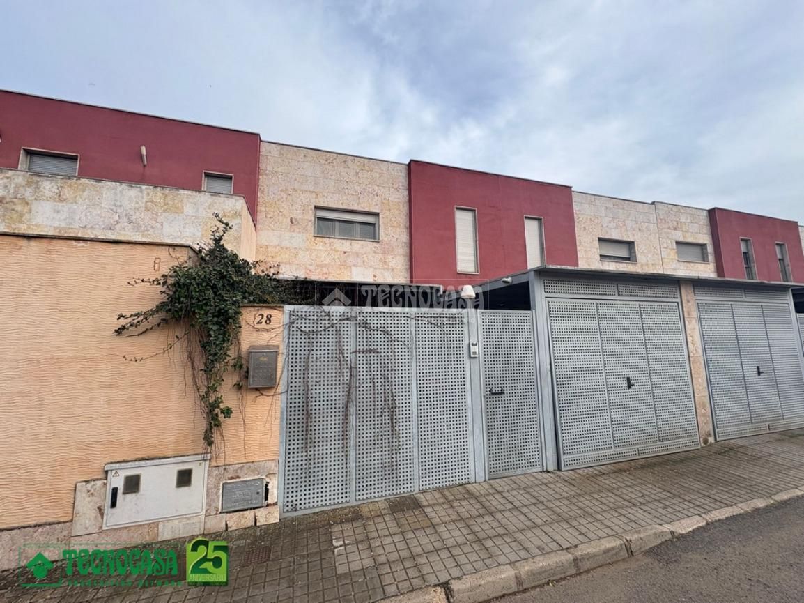 Exterior view of Single-family semi-detached for sale in Corral de Calatrava