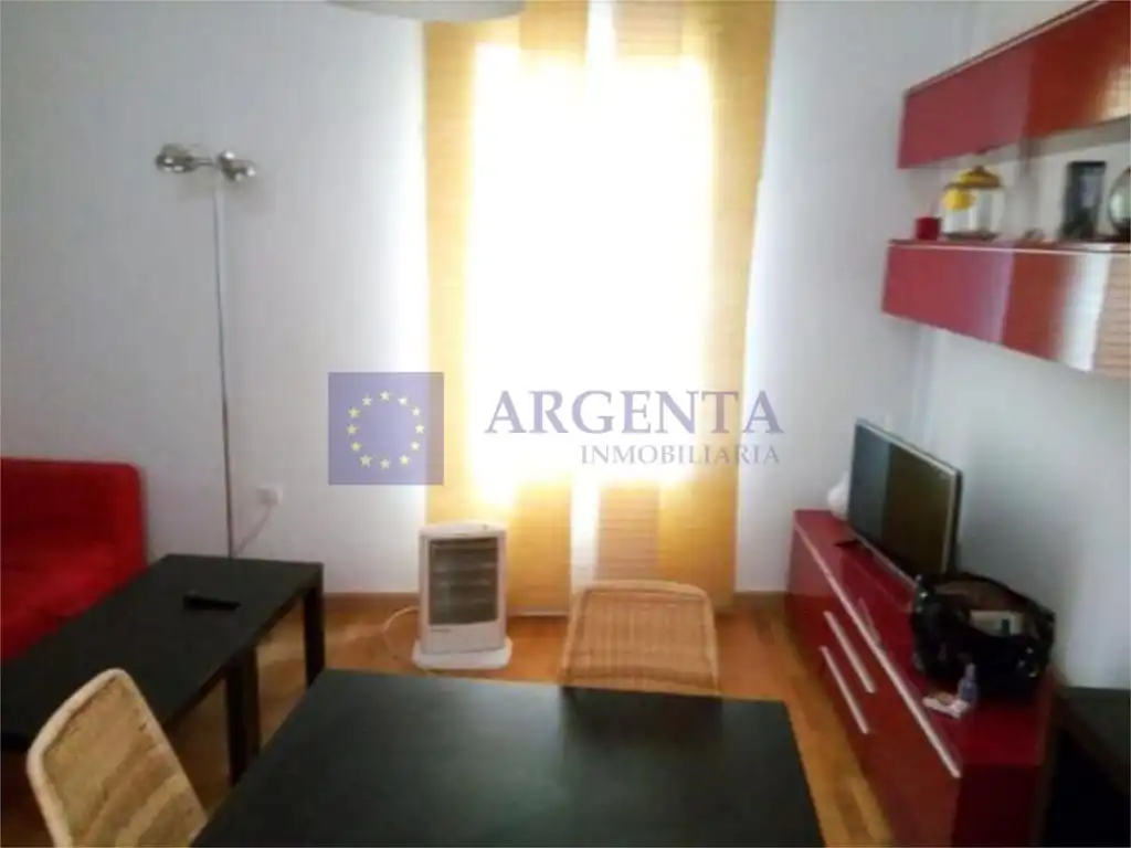 Apartament amb ascensor en venda a Casco Antiguo