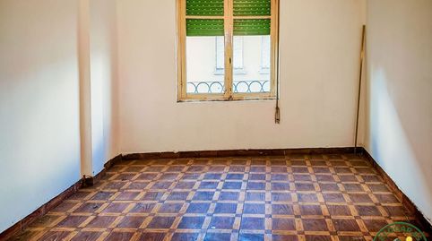 Foto 2 de Piso en venta en Flores de Sil - La Placa, Ponferrada