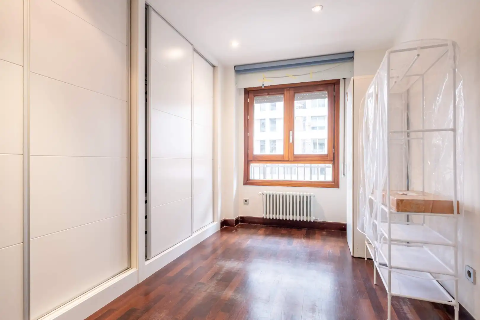 Habitación de Piso de alquiler en Zaragoza con Aire acondicionado, Calefacción y Parquet