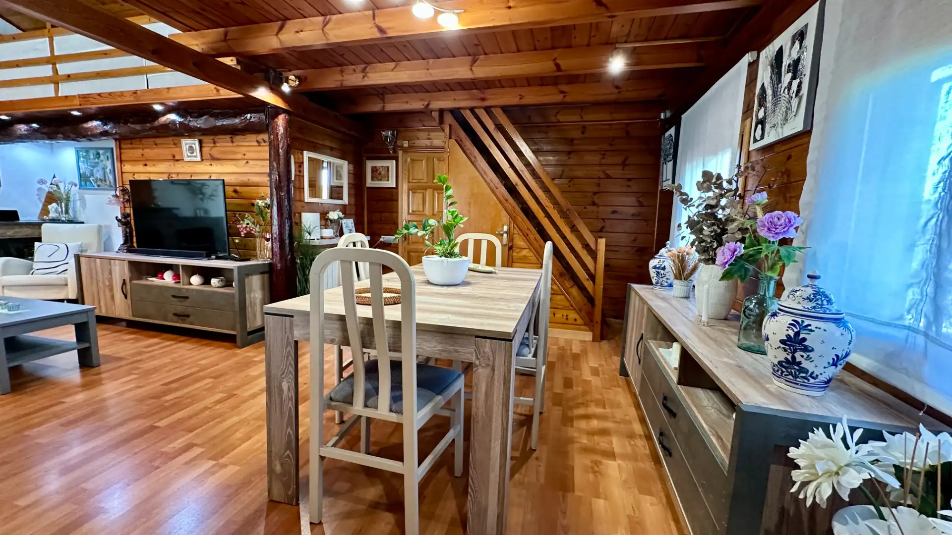 Comedor de Casa o chalet en venta en Rubí con Aire acondicionado, Calefacción y Jardín privado