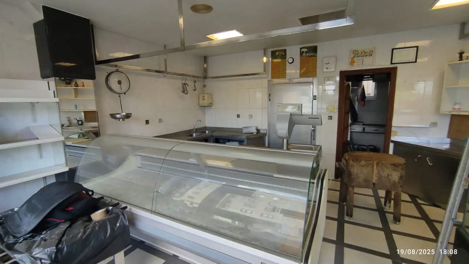 Cocina de Local en venta en Culleredo con Amueblado