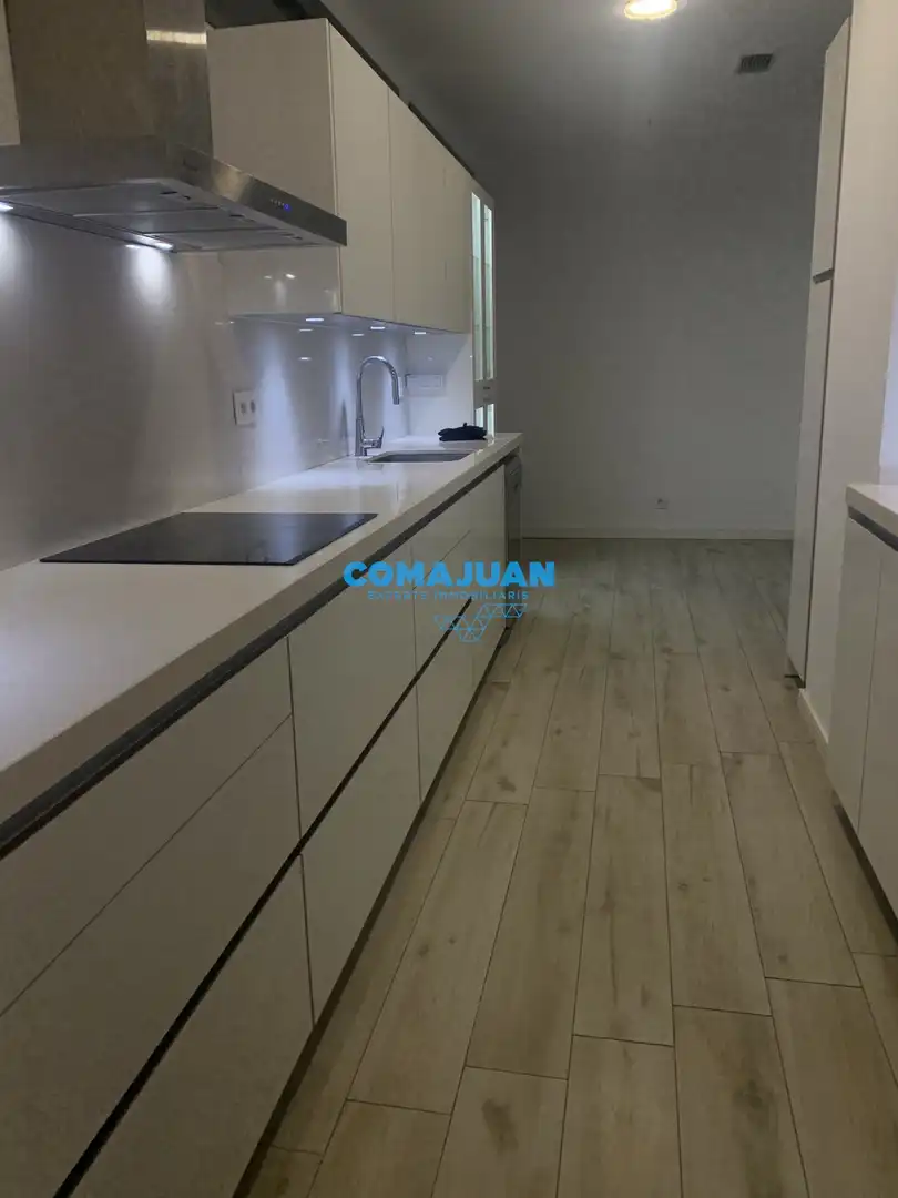 Cocina de Piso en venta en Mataró con Aire acondicionado, Calefacción y Trastero