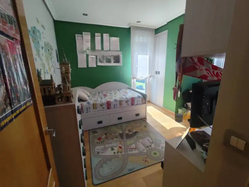 Habitación de Piso en venta en Pravia con Calefacción