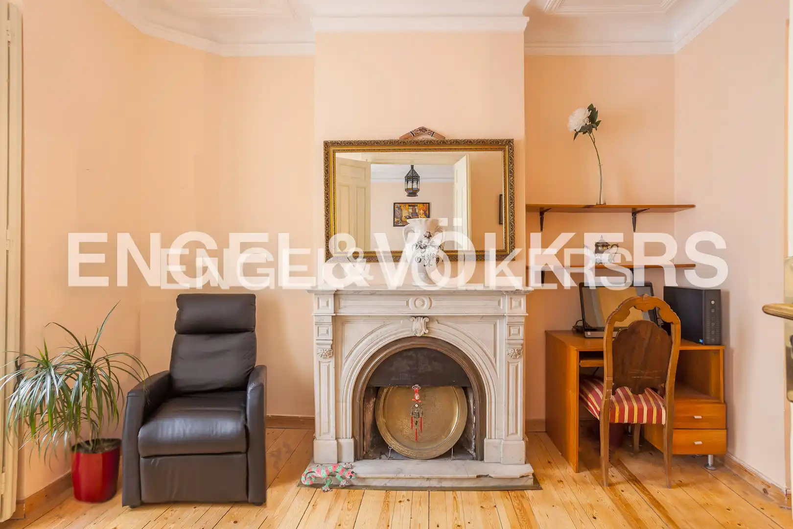 Living room of Flat for sale in Madrid  with Heating and Balcony