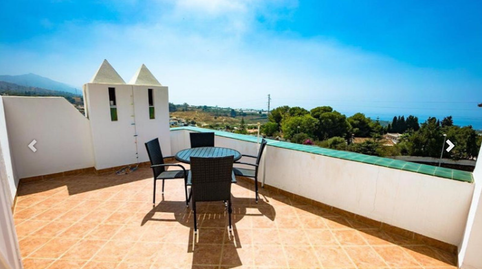 Foto 4 de Casa adosada en venda a Capistrano, Nerja