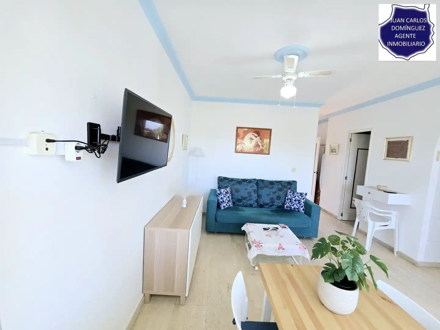 Sala d'estar de Apartament de lloguer en San Bartolomé de Tirajana amb Terrassa, Moblat i Piscina comunitària