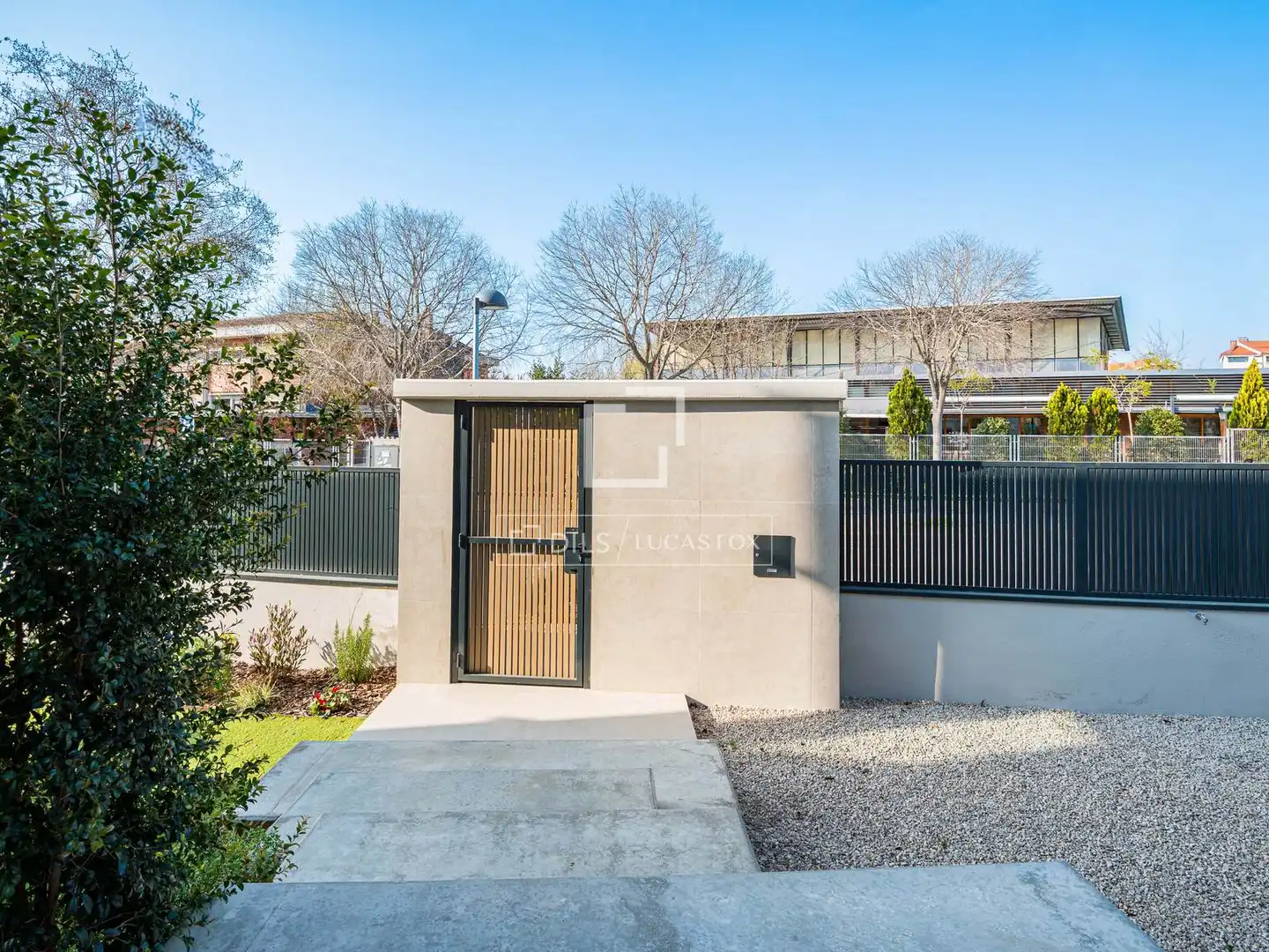 Vista exterior de Casa o xalet en venda en Sant Cugat del Vallès amb Aire condicionat, Calefacció i Jardí privat