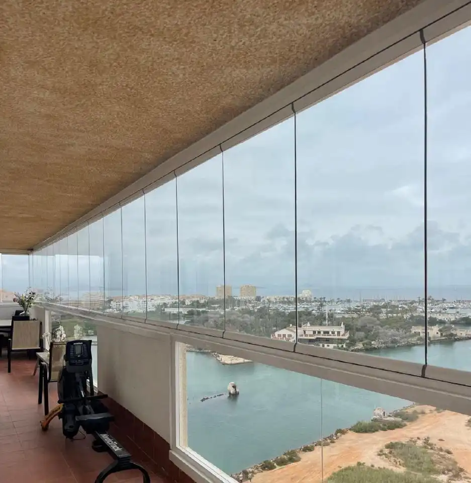 Terraza de Ático en venta en La Manga del Mar Menor con Aire acondicionado, Terraza y Piscina