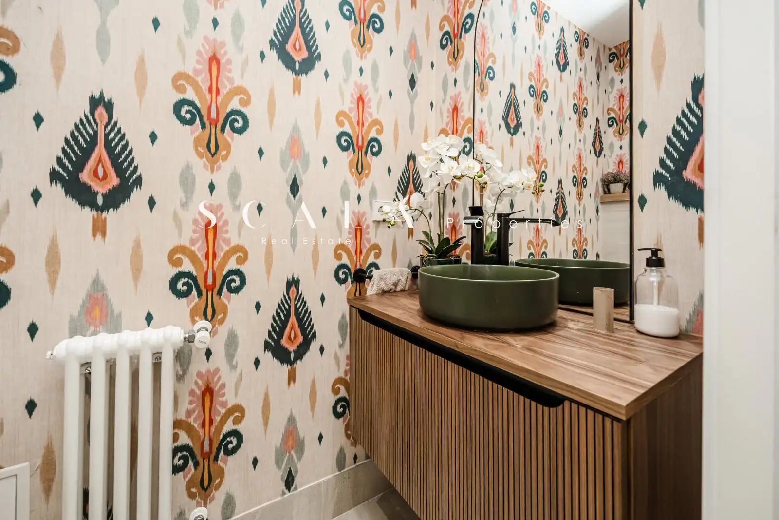 Baño de Piso en venta en Madrid con Aire acondicionado, Calefacción y Terraza
