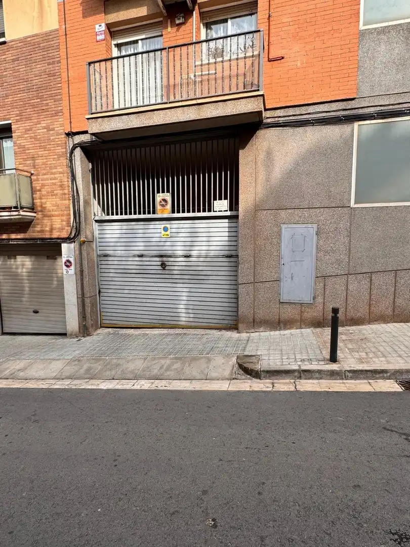 Aparcament de Garatge en venda en Santa Coloma de Gramenet