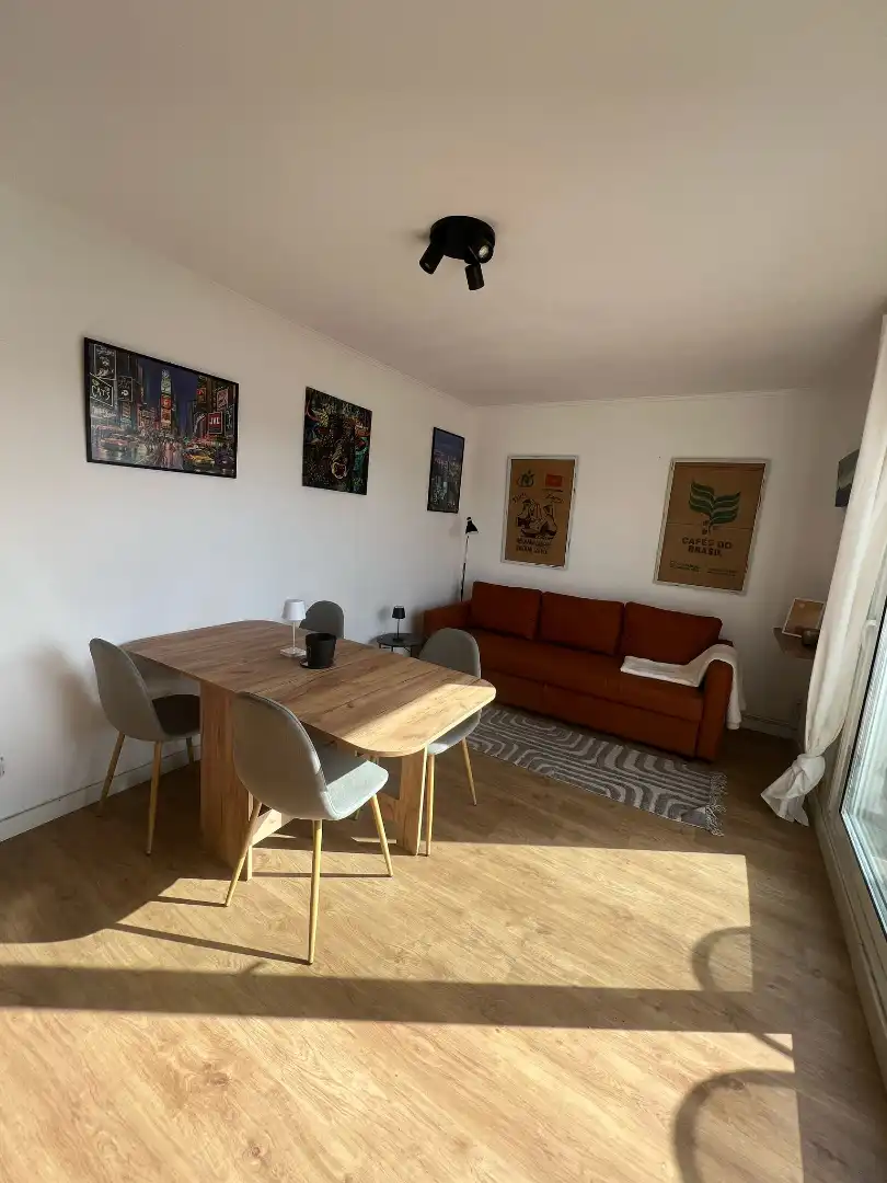 Dachboden zur Miete in Carrer Ramon y Cajal, El Pedró