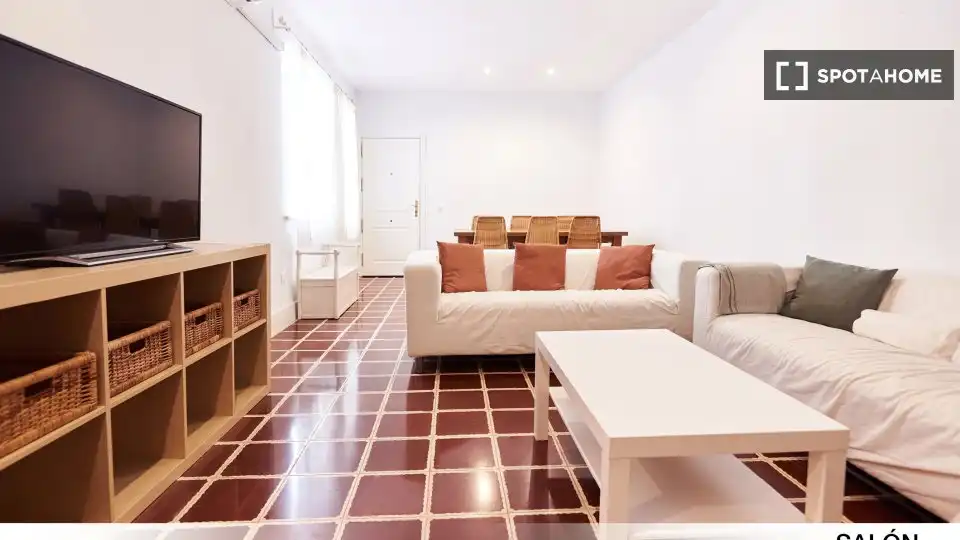 Sala d'estar de Pis de lloguer en Sevilla amb Aire condicionat, Calefacció i Moblat