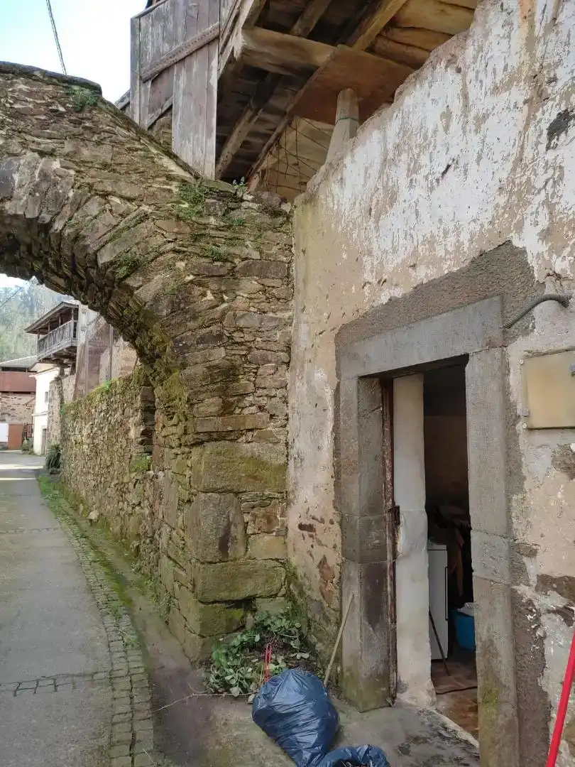 Vista exterior de Planta baja en venta en Valdés - Luarca