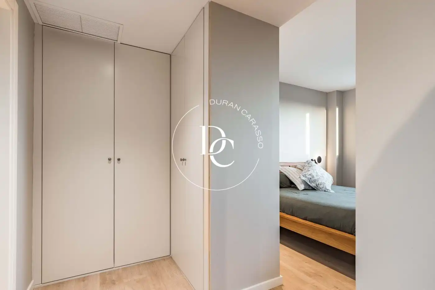 Penthouse with balcony for sale in Carrer de Manuel Llopis de Casades, imagen 30