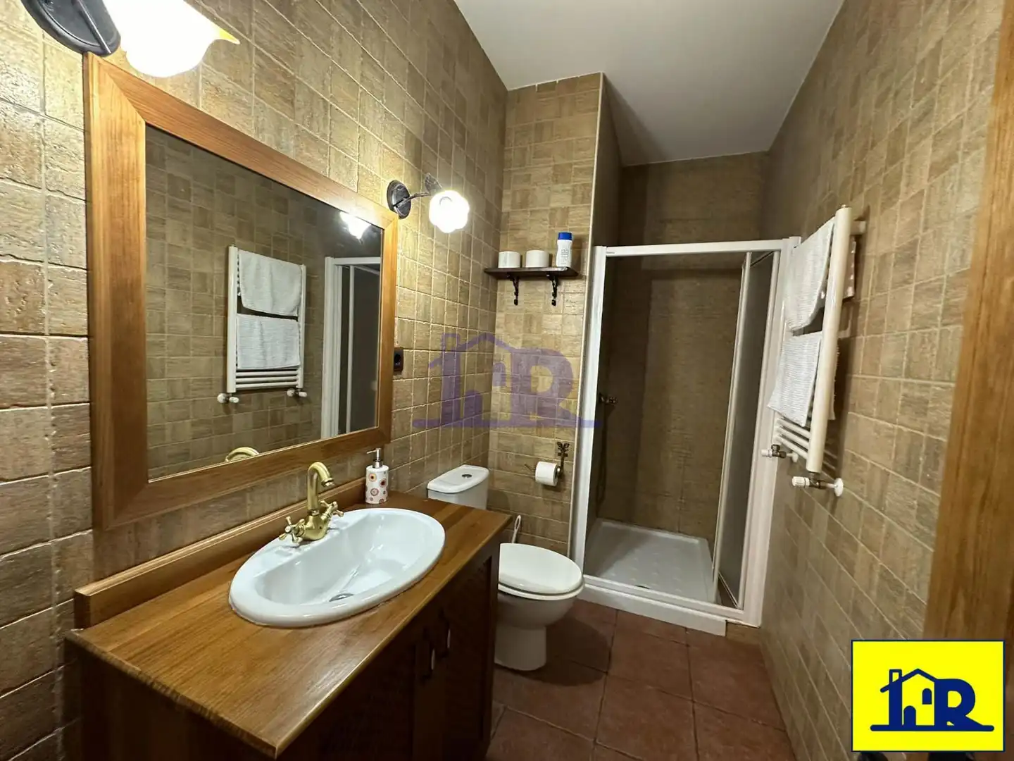 Bathroom of Houses for sale in Villar de Olalla  with Heating, Terrace and Storage room