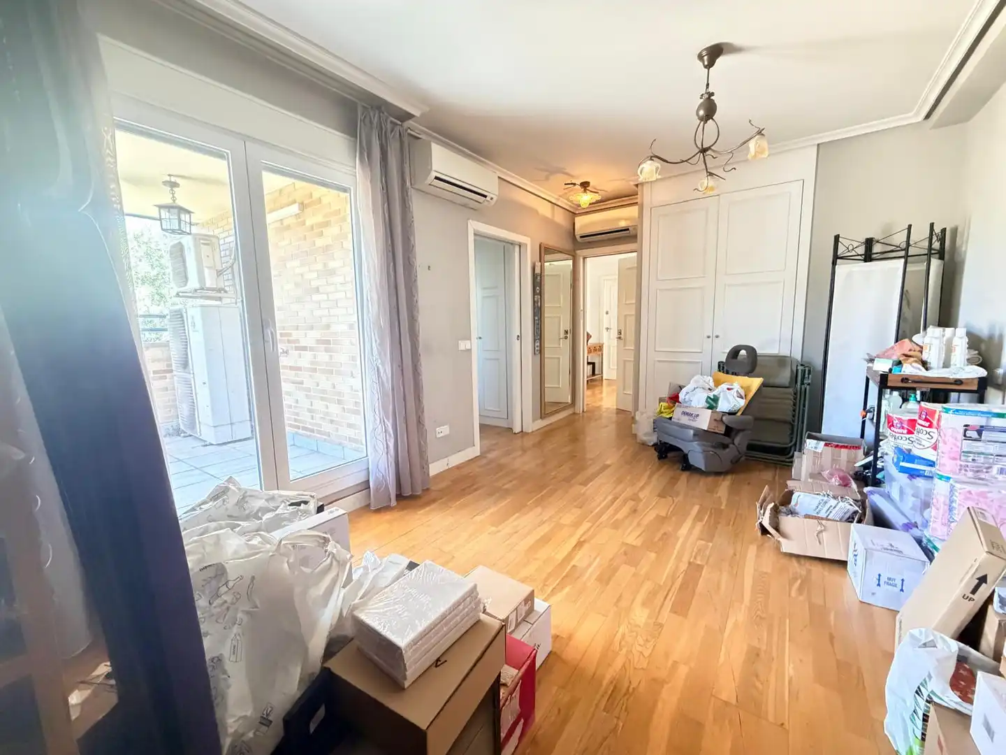 Sala de estar de Casa o chalet en venta en Rivas-Vaciamadrid con Aire acondicionado, Calefacción y Jardín privado