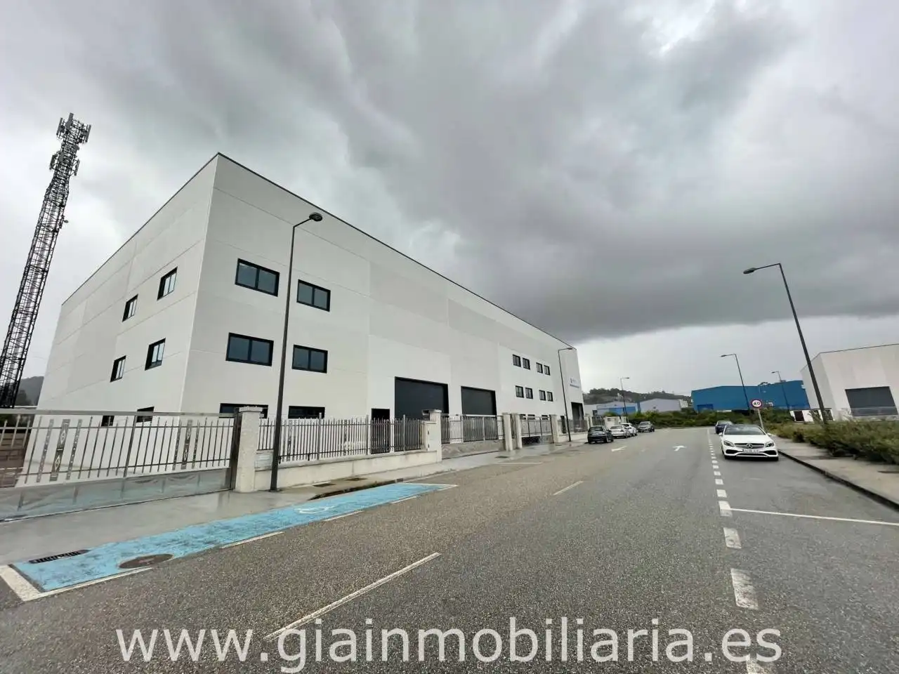 Nave industrial en venta en Calle As Gandaras 5