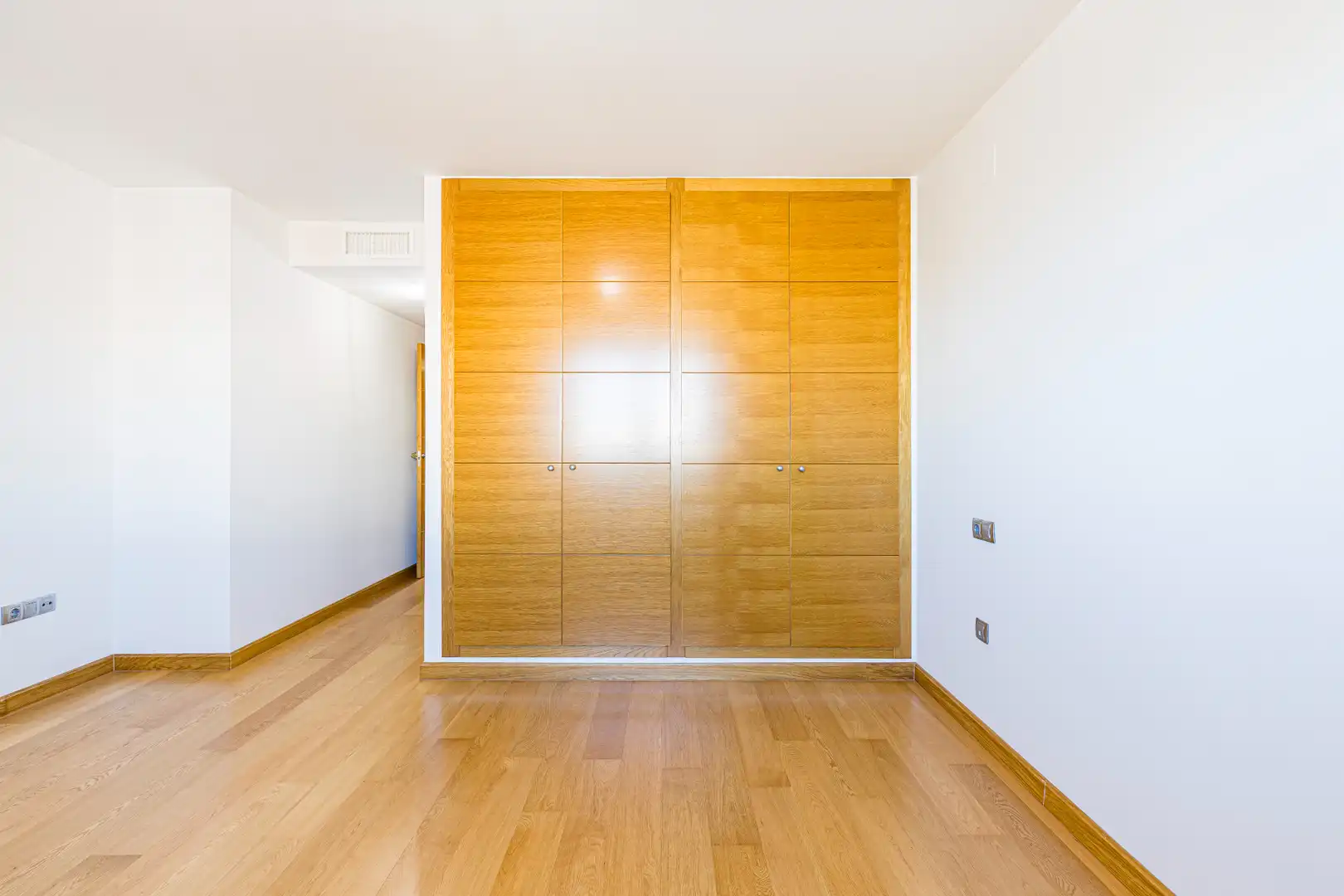 Flat for sale in Avenida Reina Victoria Eugenia, 2, Alameda
