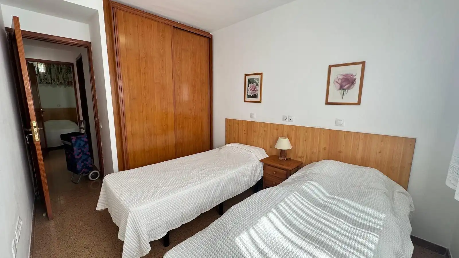 Habitación de Apartamento en venta en San Bartolomé de Tirajana con Amueblado, Balcón y Piscina comunitaria