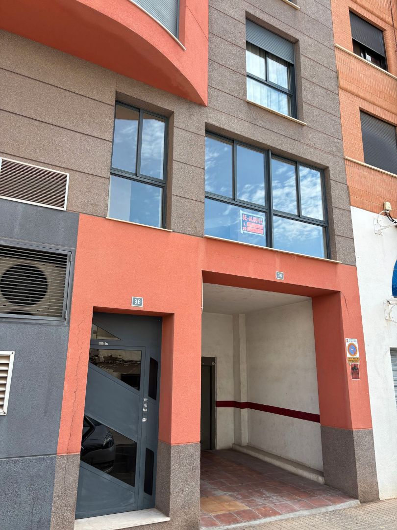 Premises to rent in Carrer Camí Real, El Pilar