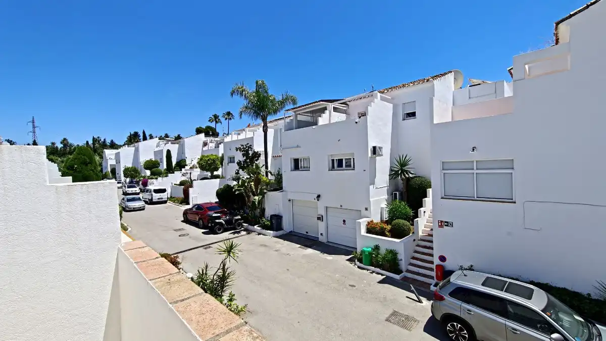 Casa a schiera con piscina in vendita a Estepona,Atalaya,Calle Nueva Atalaya, imagen 24