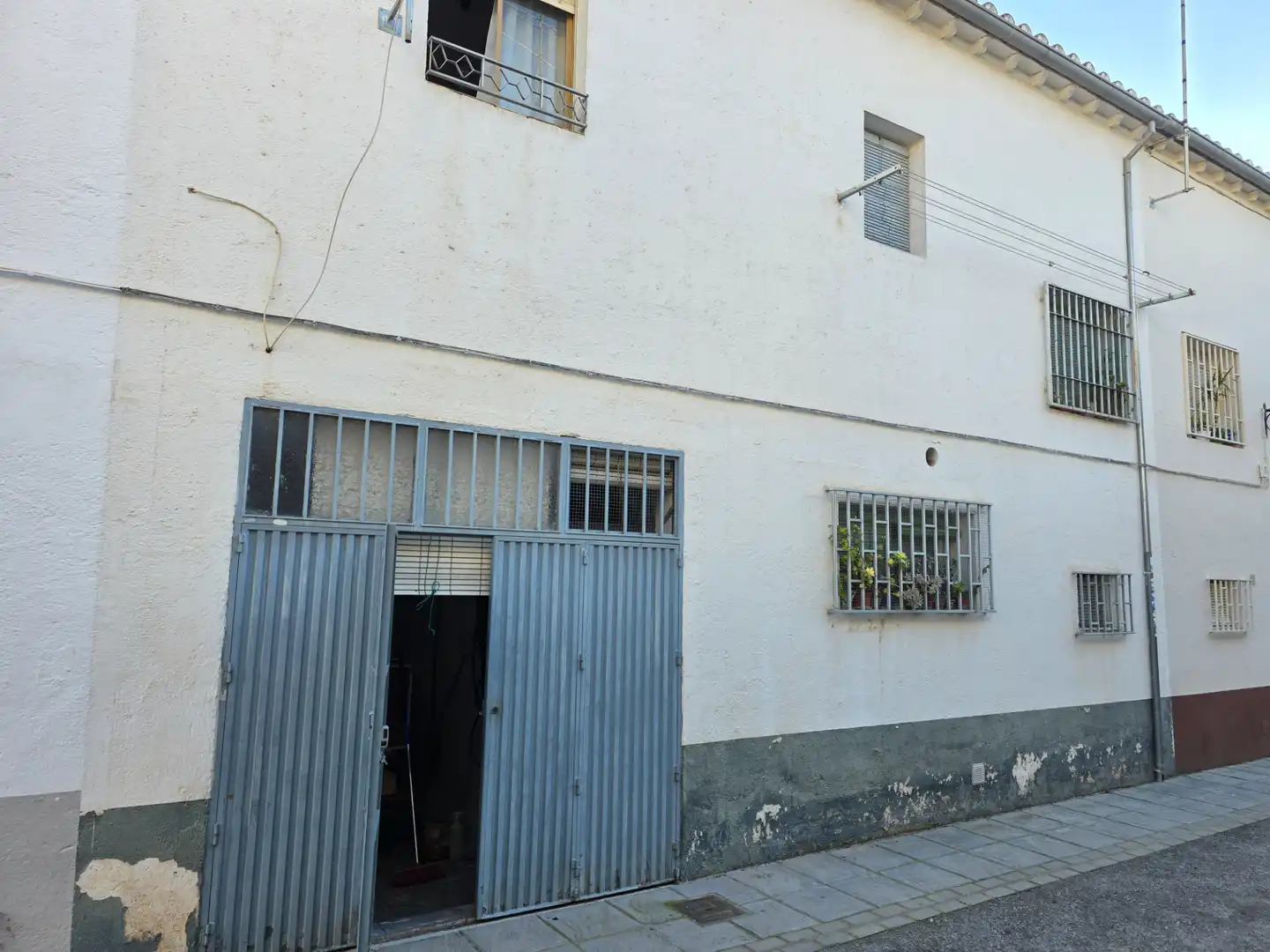 Vista exterior de Casa adosada en venta en Santa Fe