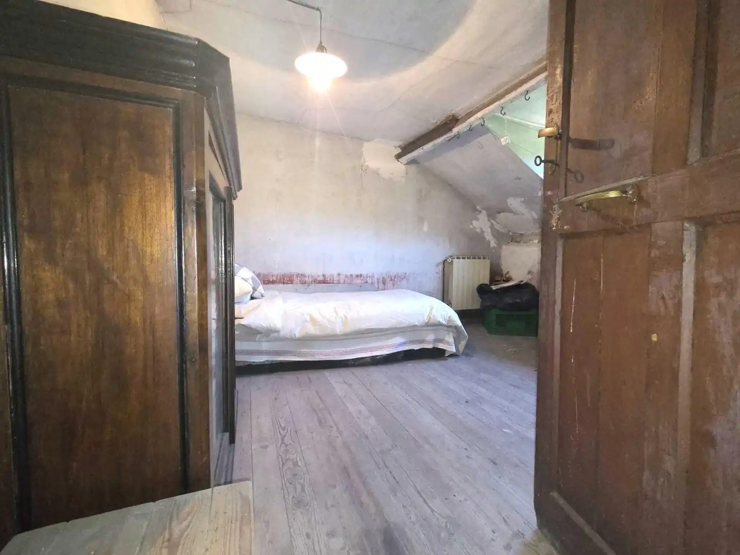 Habitación de Ático en venta en Teverga con Amueblado y Balcón
