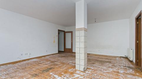 Foto 3 de Piso en venta en C/ Ferrer I Guardia, Roc Blanc, Barcelona