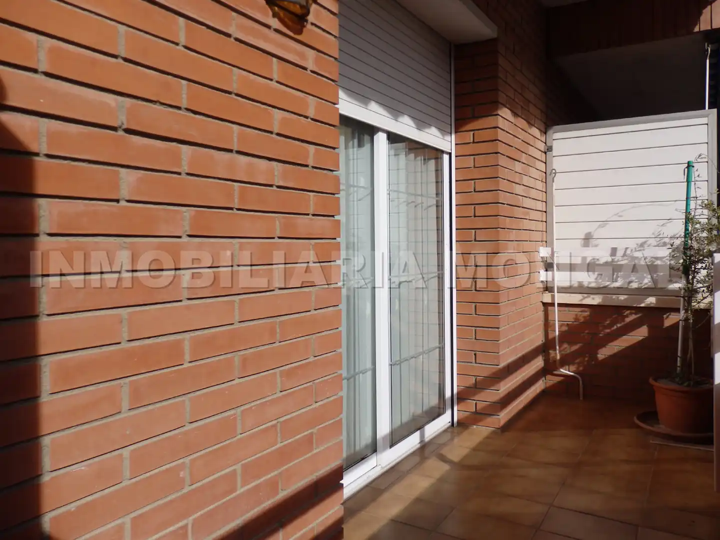 Casa a schiera con terrazza in vendita a Carrer de l'Abat Escarré, imagen 29