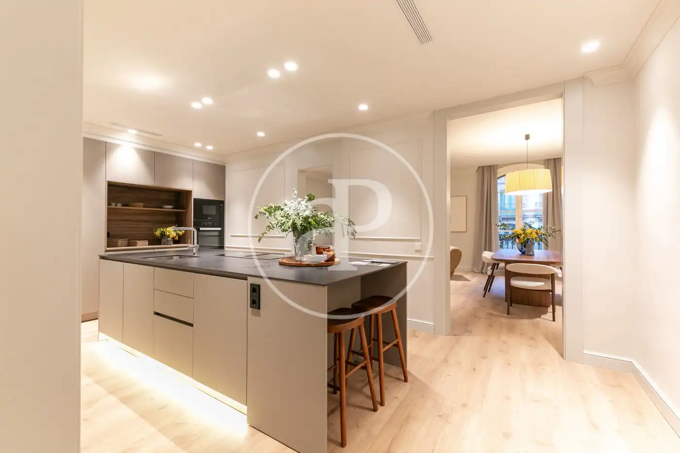 Flat for rent in Carrer de Pau Claris, Dreta de l'Eixample